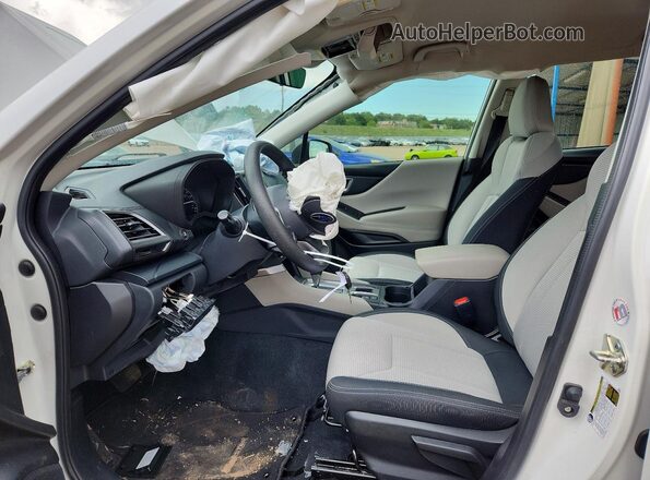 JF2SKADC6MH554438 2021 SUBARU FORESTER White Front interior view