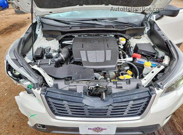 JF2SKADC6MH554438 2021 SUBARU FORESTER White Rear interior view