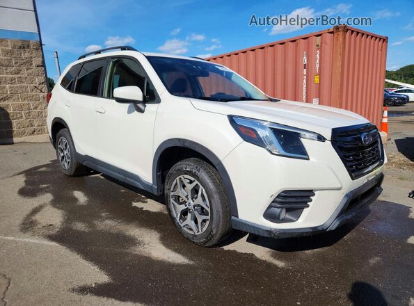 JF2SKAEC6PH434710 2023 SUBARU FORESTER Белый Передняя правая четверть