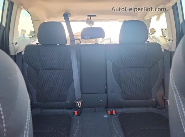 JF2SKAJC3LH579705 2020 SUBARU FORESTER Silver Vista de los asientos traseros
