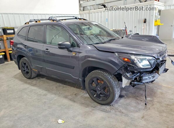 JF2SKAJC6RH458997 2024 SUBARU FORESTER Charcoal Front right