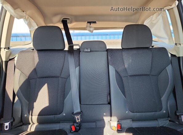 JF2SKAJCXLH444205 2020 SUBARU FORESTER Silver Vista de los asientos traseros