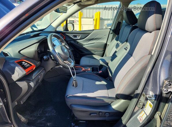 JF2SKALC8LH466278 2020 SUBARU FORESTER Gray Widok wnętrza z przodu