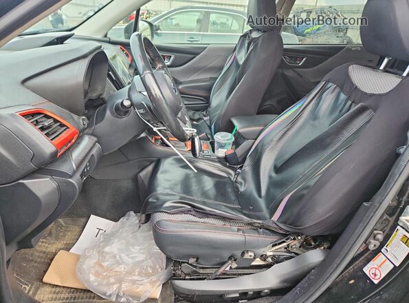 JF2SKAPC3KH571643 2019 SUBARU FORESTER Black Вид салону спереду