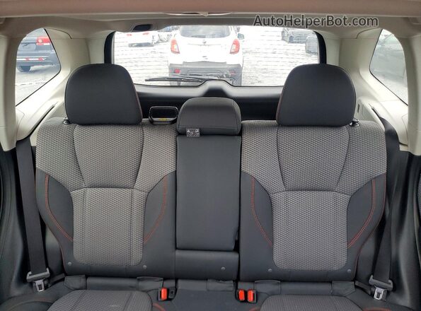 JF2SKAPC4KH591867 2019 SUBARU FORESTER Gray Widok tylnych siedzeń