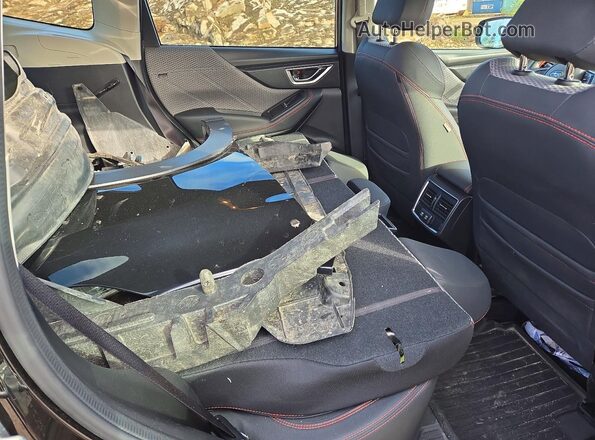 JF2SKEMC6MH505280 2021 SUBARU FORESTER Black Widok wnętrza z tyłu
