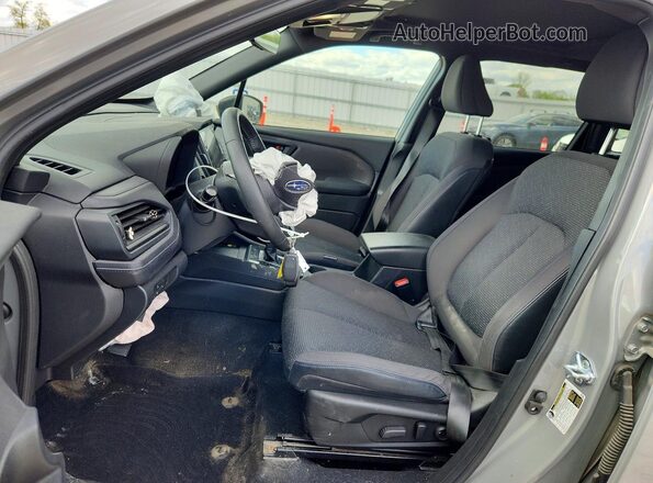 JF2SLDBC3SH503588 2025 SUBARU FORESTER Silver წინა სალონის ხედი