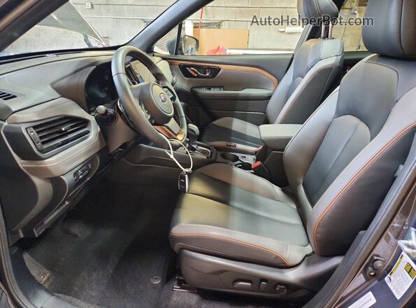 JF2SLDHC7SH465208 2025 SUBARU FORESTER Charcoal Front interior view