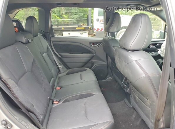 JF2SLSTD0SH456967 2025 SUBARU FORESTER Gray უკანა სალონის ხედი