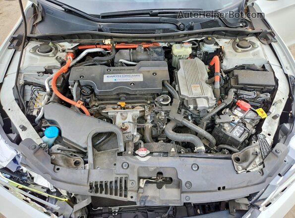 JHMCR6F32HC011002 2017 HONDA ACCORD White Rear interior view