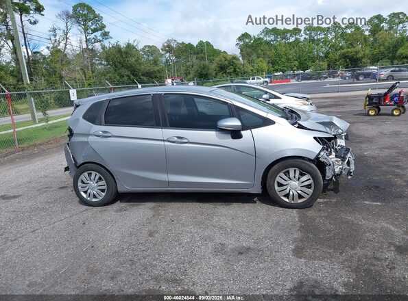 JHMGK5H53HS020182 2017 HONDA FIT Silver Widok wnętrza z tyłu