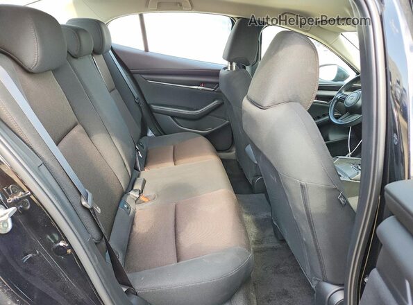 JM1BPABM8R1705730 2024 MAZDA 3 Black Вид задніх сидінь