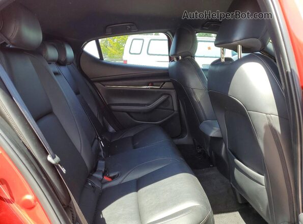 JM1BPALM6K1109892 2019 MAZDA 3 Красный Вид задних сидений