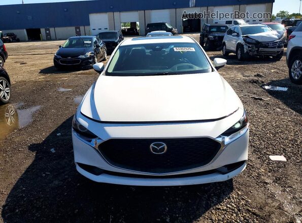 JM1BPBEM0K1131101 2019 MAZDA 3 Белый Вид спереди