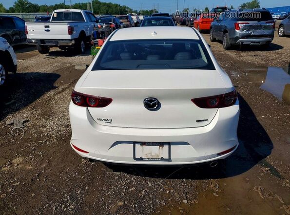 JM1BPBEM0K1131101 2019 MAZDA 3 Белый Вид сзади