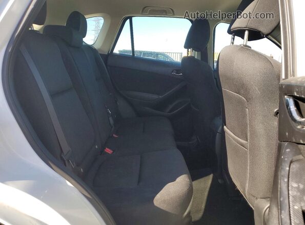 JM3KE2BY0G0793648 2016 MAZDA CX-5 White Հետևի նստատեղերի տեսք