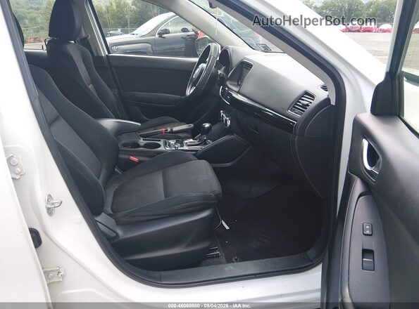 JM3KE4BY3G0629550 2016 MAZDA CX-5 White Widok wnętrza z przodu