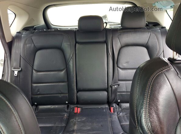 JM3KFADM3J0333490 2018 MAZDA CX-5 White უკანა სავარძლების ხედი