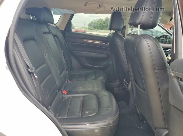 JM3KFADM3J0333490 2018 MAZDA CX-5 White უკანა სალონის ხედი