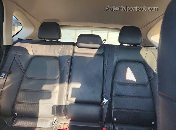 JM3KFADM4J0327973 2018 MAZDA CX-5 Black Հետևի նստատեղերի տեսք