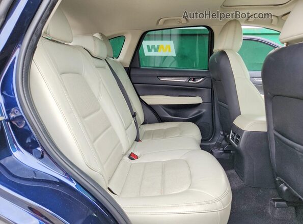 JM3KFADM4K1650786 2019 MAZDA CX-5 Blue Widok wnętrza z tyłu