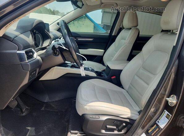 JM3KFADM5J1314210 2018 MAZDA CX-5 Gray Vista interior delantera