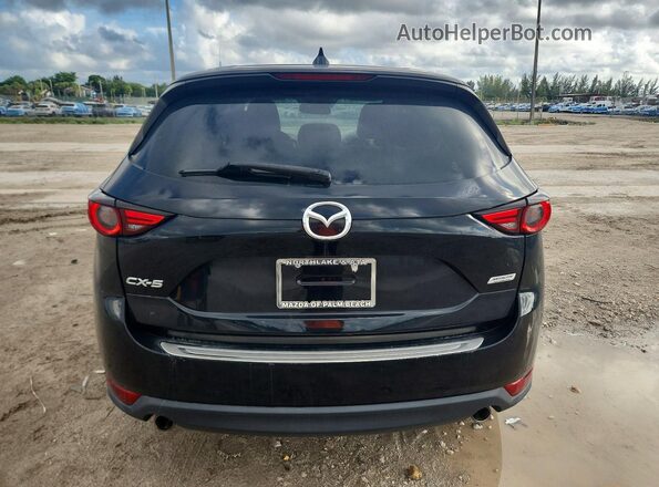 JM3KFADM7J1381102 2018 MAZDA CX-5 Black Widok z tyłu