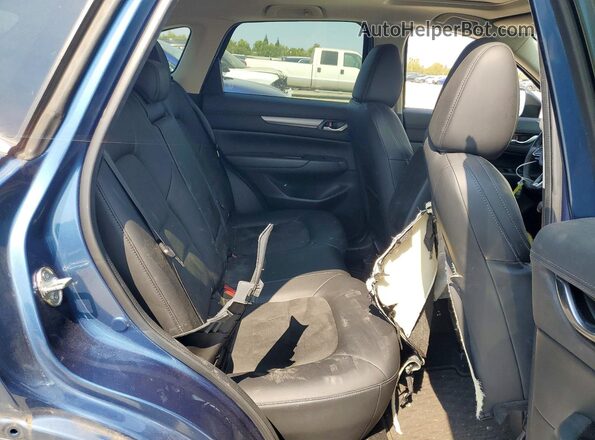 JM3KFBCL0H0180916 2017 MAZDA CX-5 Blue Rear seats view