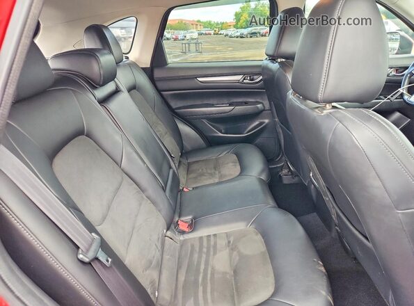 JM3KFBCL4H0173371 2017 MAZDA CX-5 Красный Вид задней части салона