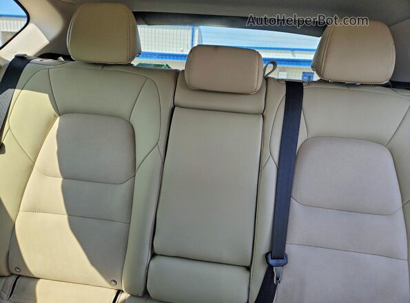 JM3KFBCL5H0132232 2017 MAZDA CX-5 Red Widok tylnych siedzeń