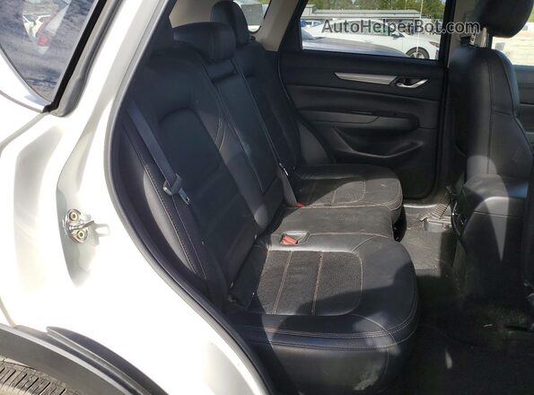 JM3KFBCM9P0141071 2023 MAZDA CX-5 White Widok tylnych siedzeń