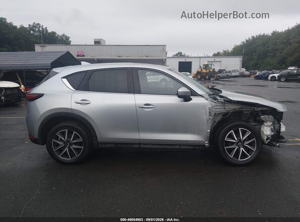JM3KFBDM2J0374554 2018 MAZDA CX-5 Silver Widok wnętrza z tyłu