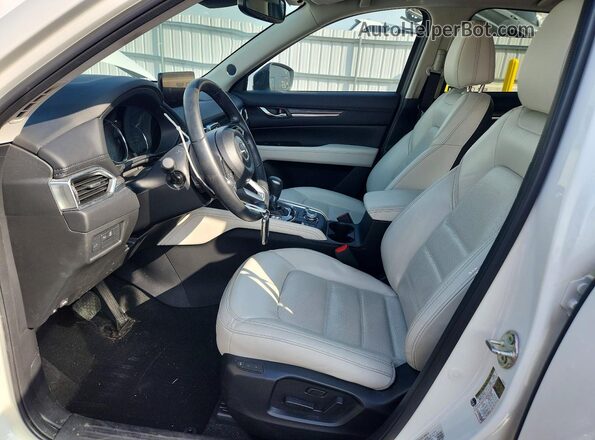 JM3KFBDM7M0487887 2021 MAZDA CX-5 White Սալոնի դիմացի տեսք