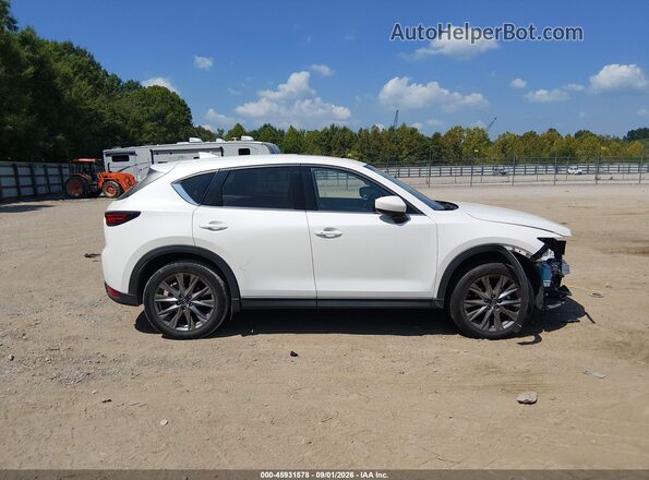 JM3KFBDM9M1497055 2021 MAZDA CX-5 White Vista interior trasera