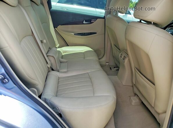 JN1BJ0RP9HM384549 2017 INFINITI QX50 Blue Widok wnętrza z tyłu