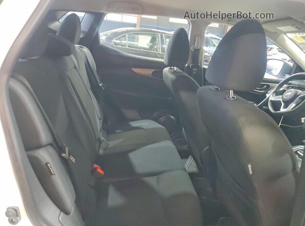 JN1BJ1AV0MW300357 2021 NISSAN ROGUE White Rear interior view