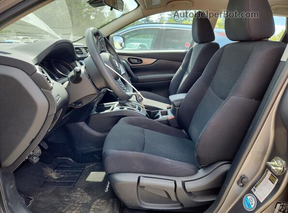 JN1BJ1AV7PW001520 2023 NISSAN QASHQAI Silver წინა სალონის ხედი
