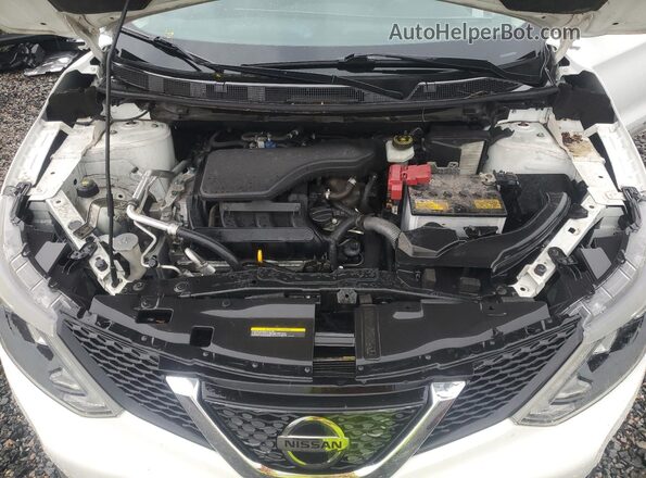 JN1BJ1CP0JW163463 2018 NISSAN ROGUE White Vista del compartimento del motor