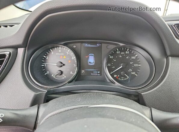 JN1BJ1CP2JW103197 2018 NISSAN ROGUE Синий Вид щитка приборов