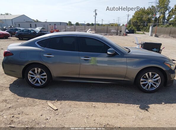 JN1BY1AP2HM740854 2017 INFINITI Q70 Gray Սալոնի հետևի տեսք