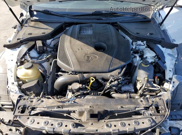 JN1CV7AP0JM241542 2018 INFINITI Q50 White Vista interior trasera
