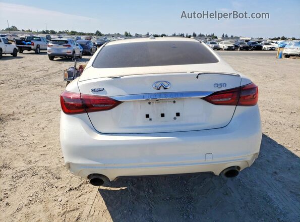 JN1EV7AP2JM366700 2018 INFINITI Q50 White Rear view
