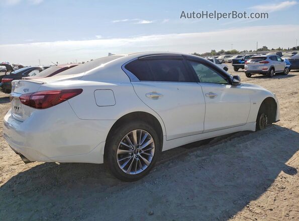 JN1EV7AP2JM366700 2018 INFINITI Q50 White Rear right