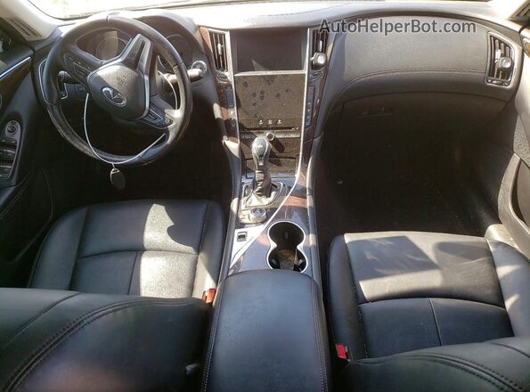 JN1EV7AP2JM366700 2018 INFINITI Q50 White Dashboard view