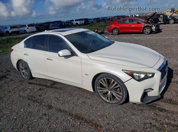 JN1EV7AP2JM591571 2018 INFINITI Q50 White Front right