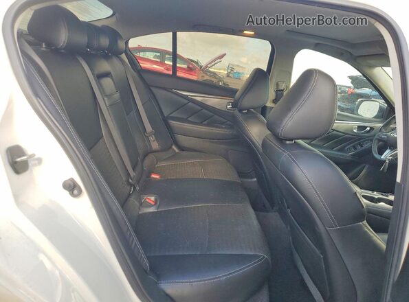 JN1EV7AP2JM591571 2018 INFINITI Q50 White Rear seats view