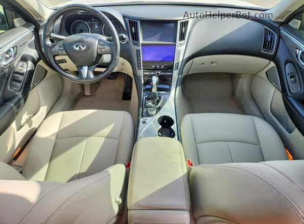 JN1EV7AP8HM735666 2017 INFINITI Q50 Белый Вид панели приборов