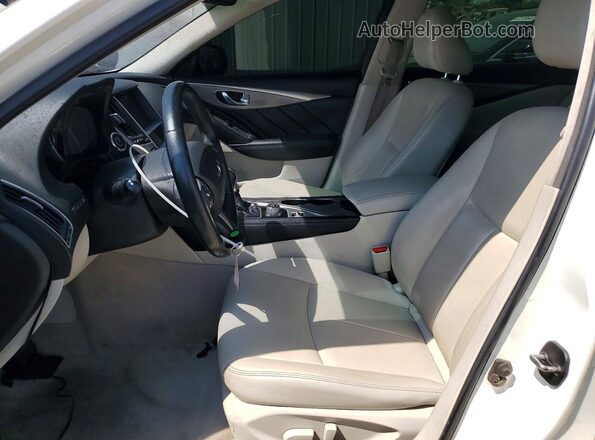JN1EV7AP9HM744103 2017 INFINITI Q50 White Вид салону спереду