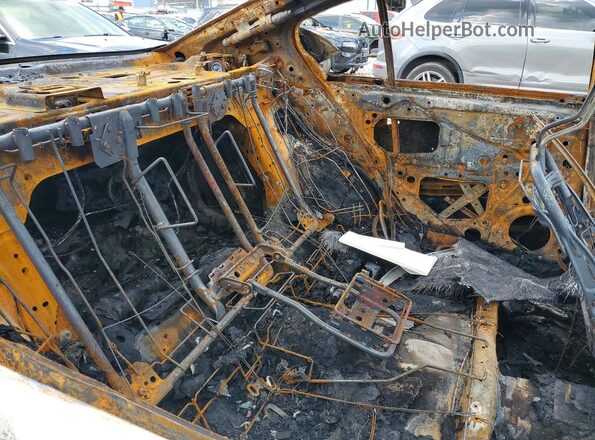 JN1EV7AR3JM444810 2018 INFINITI Q50 Silver Հետևի նստատեղերի տեսք