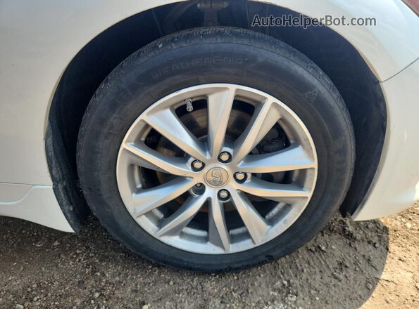 JN1EV7AR9HM832540 2017 INFINITI Q50 White 